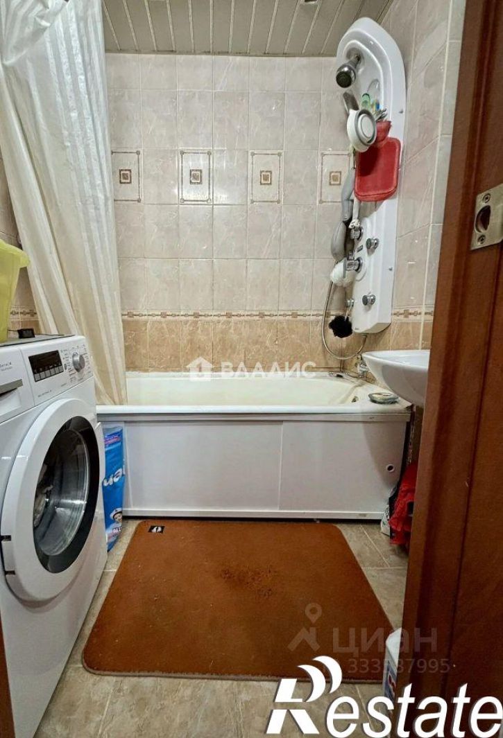 3-комн квартира микрорайон Зелёный, 27