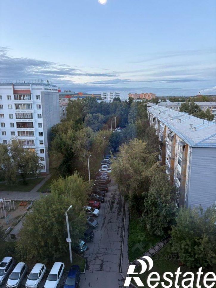 3-комн квартира проспект Маршала Жукова, 11,  д. 11