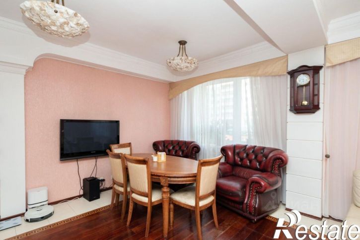 3-комн квартира проспект Маршала Жукова, 15/2,  д. 15/2