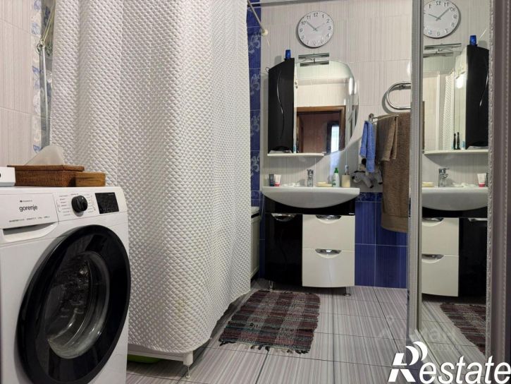 2-комн квартира улица Вампилова, 28,  д. 28