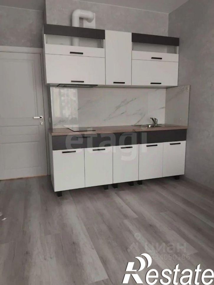 2-комн квартира улица Ивана Доронина, 9/1,  д. 9/1