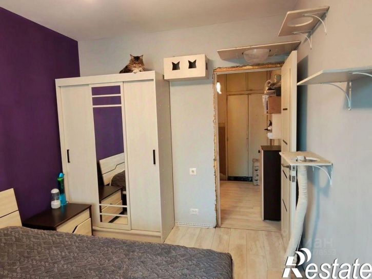 4-комн квартира микрорайон Университетский, 95
