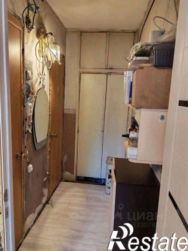 4-комн квартира микрорайон Университетский, 95