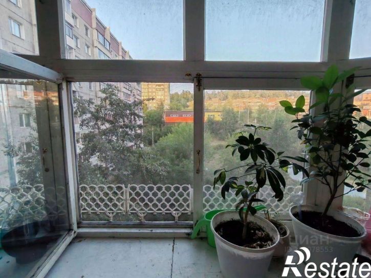 4-комн квартира микрорайон Университетский, 95