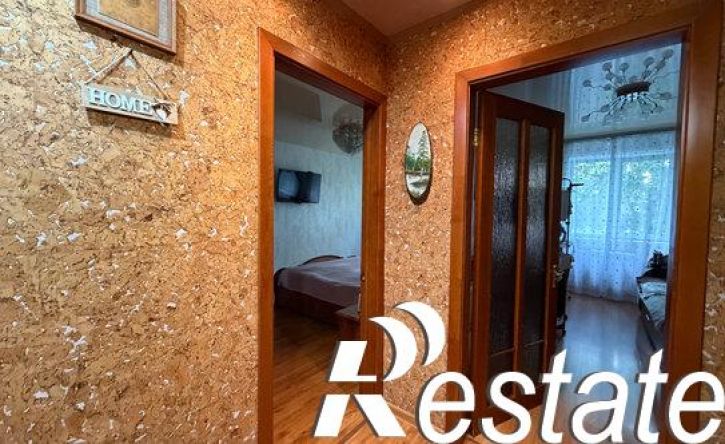 3-комн квартира улица Красных Мадьяр, 74,  д. 74