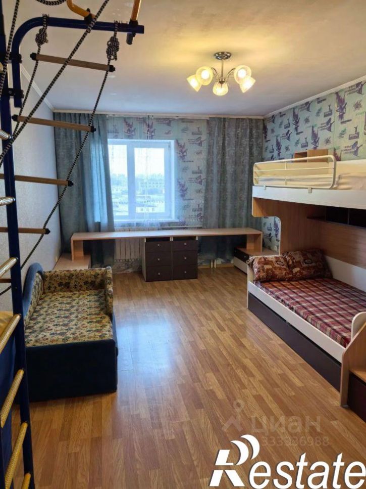2-комн квартира улица Сурнова, 30/12,  д. 30/12