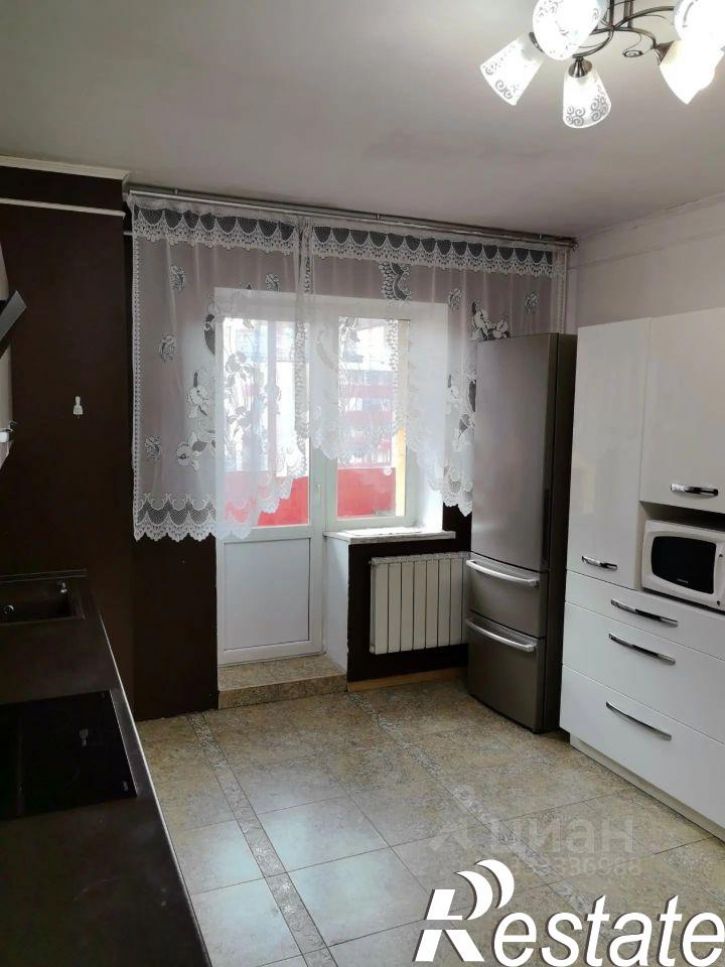 2-комн квартира улица Сурнова, 30/12,  д. 30/12
