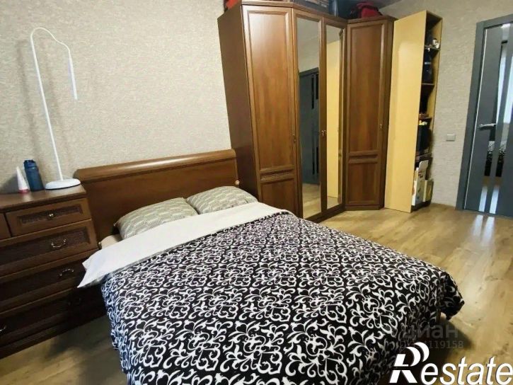 4-комн квартира Алмазная улица, 8,  д. 8
