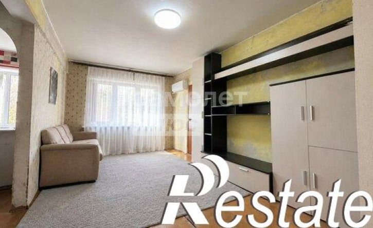 2-комн квартира улица Розы Люксембург, 237,  д. 237