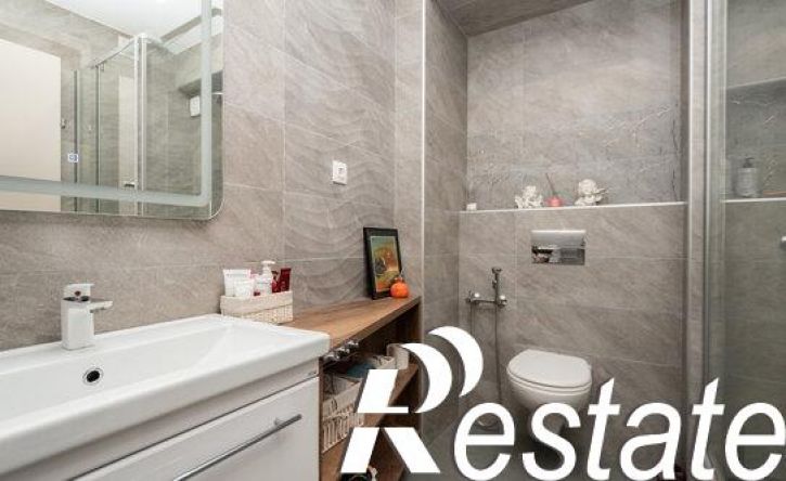 2-комн квартира улица Красных Мадьяр, 31,  д. 31