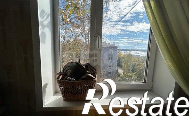 4-комн квартира Дальневосточная улица, 61,  д. 61