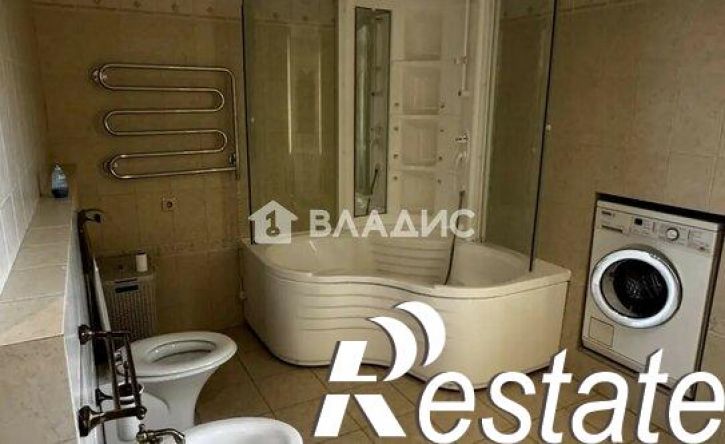 3-комн квартира улица Александра Невского, 2,  д. 2