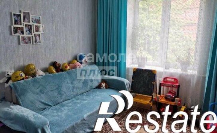 3-комн квартира улица Декабрьских Событий, 82,  д. 82