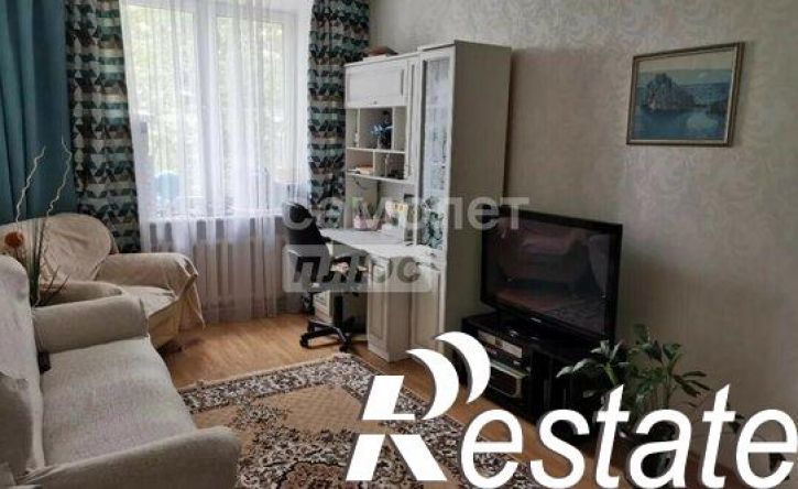 3-комн квартира улица Декабрьских Событий, 82,  д. 82