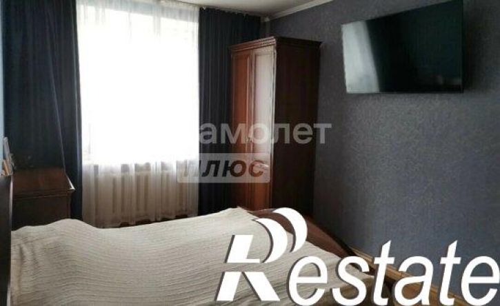 3-комн квартира улица Декабрьских Событий, 82,  д. 82