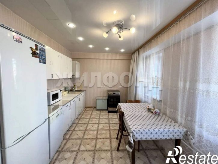 3-комн квартира Радужный микрорайон, д.46
