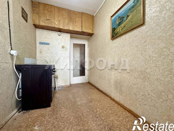3-комн квартира 5 Армии улица, д.24