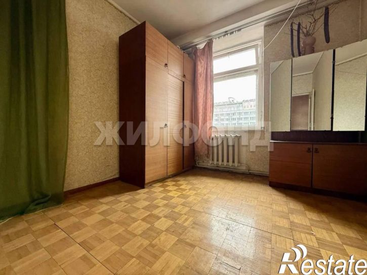 3-комн квартира 5 Армии улица, д.24