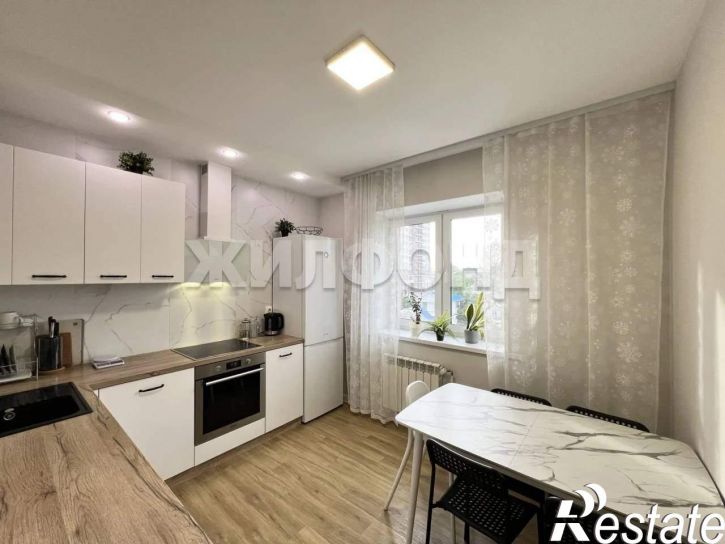 3-комн квартира Советская площадь, д.6-я