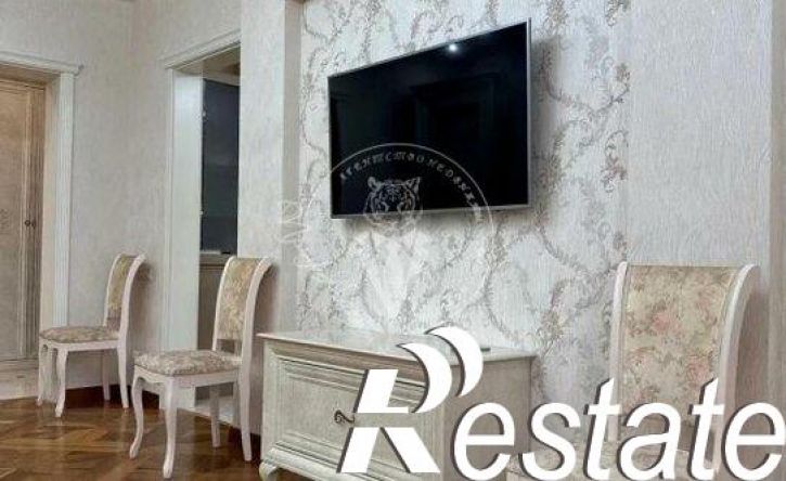 3-комн квартира улица Зверева, 1/3,  д. 1/3