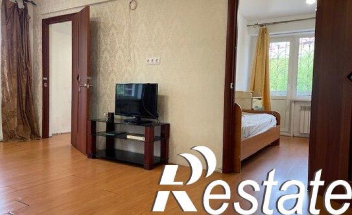 3-комн квартира микрорайон Первомайский, 32