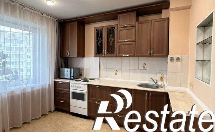 3-комн квартира улица Геологов, 10А,  д. 10А