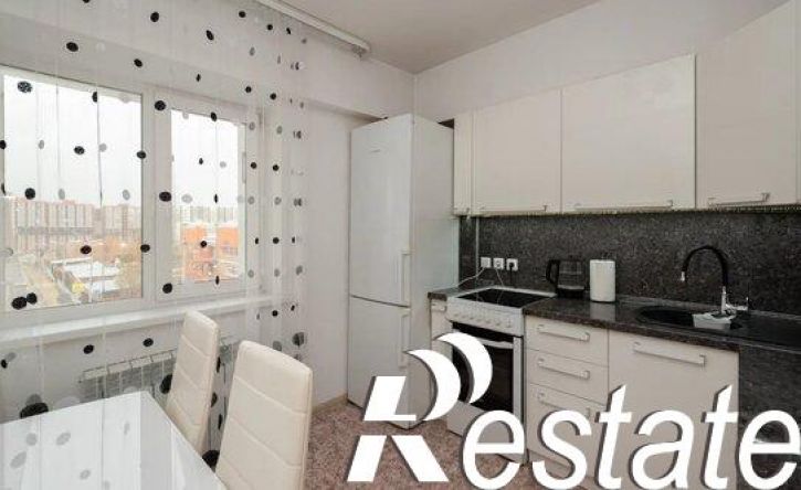 2-комн квартира улица Летописца Нита Романова, 23,  д. 23