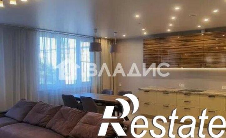 3-комн квартира Байкальская улица, 320/1,  д. 320/1