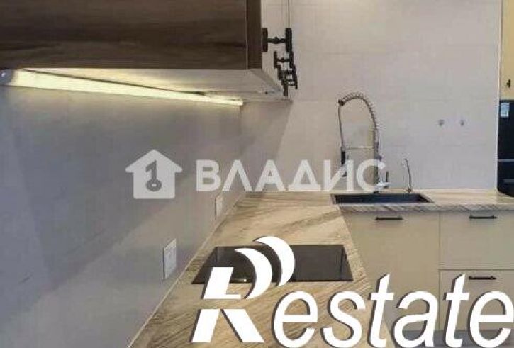 3-комн квартира Байкальская улица, 320/1,  д. 320/1