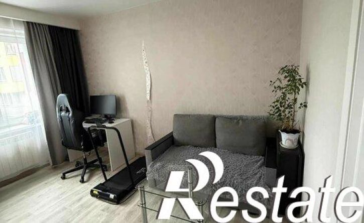 3-комн квартира улица Поленова, 23,  д. 23
