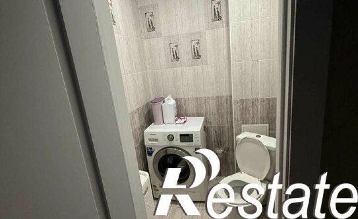 3-комн квартира улица Поленова, 23,  д. 23