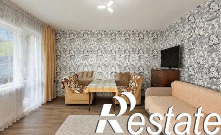 3-комн квартира микрорайон Университетский, 83