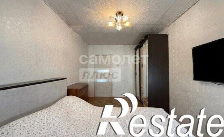 3-комн квартира микрорайон Университетский, 83