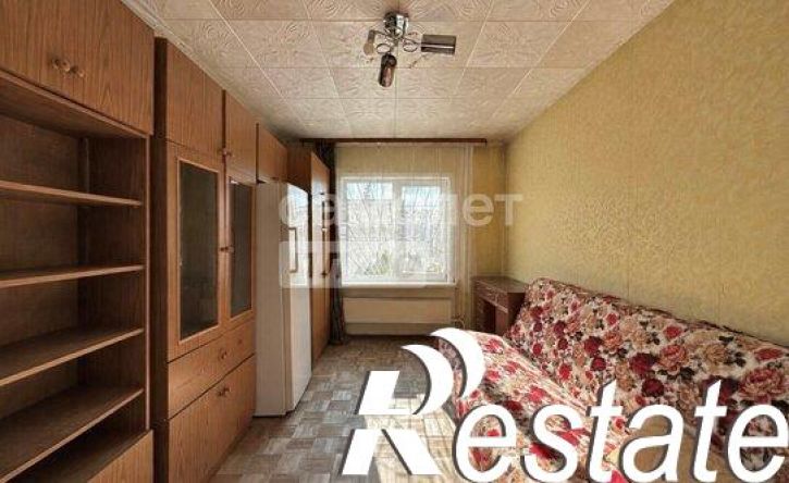 3-комн квартира микрорайон Университетский, 83