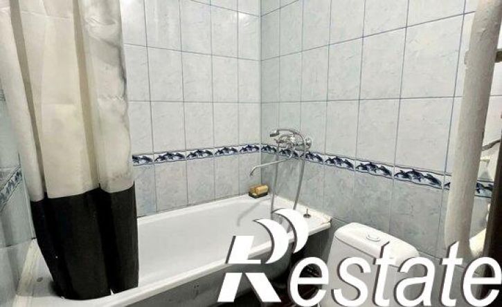 2-комн квартира микрорайон Университетский, 62
