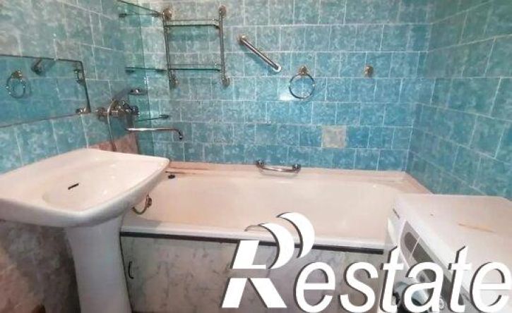 2-комн квартира улица Иосифа Уткина, 30,  д. 30