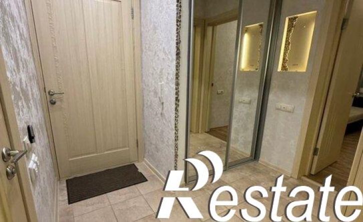 3-комн квартира улица Ярославского, 215,  д. 215