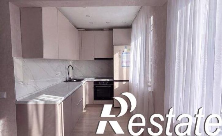 4-комн квартира микрорайон Юбилейный, 81