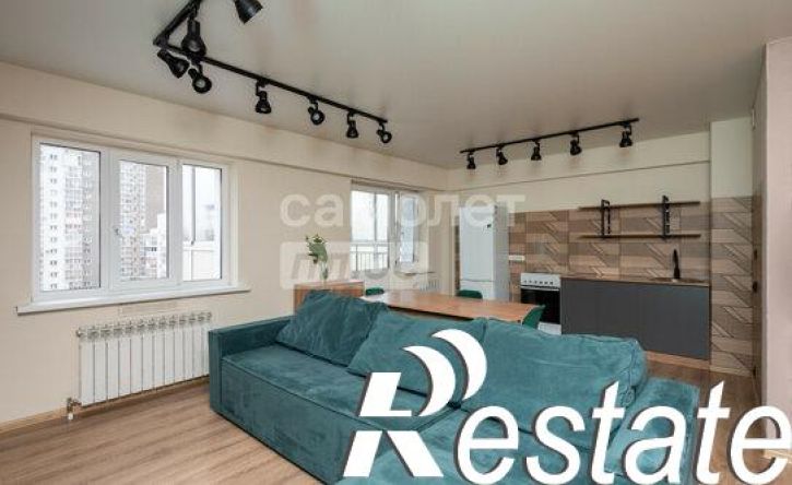 3-комн квартира улица Летописца Нита Романова, 23,  д. 23