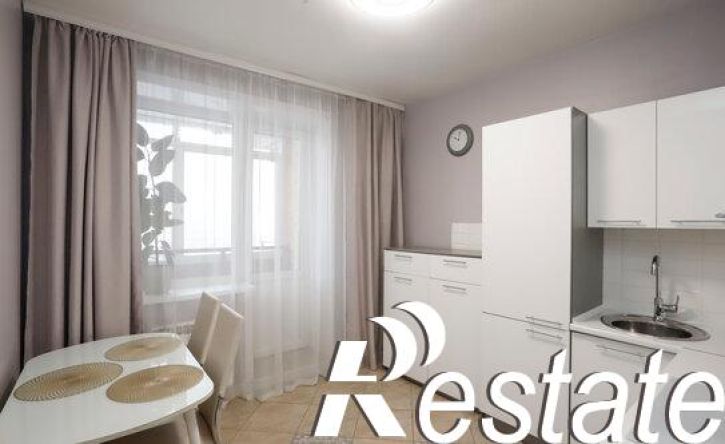 1-комн квартира улица Безбокова, 30/8,  д. 30/8