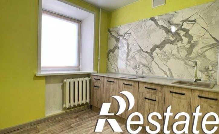 2-комн квартира улица Розы Люксембург, 13А,  д. 13А
